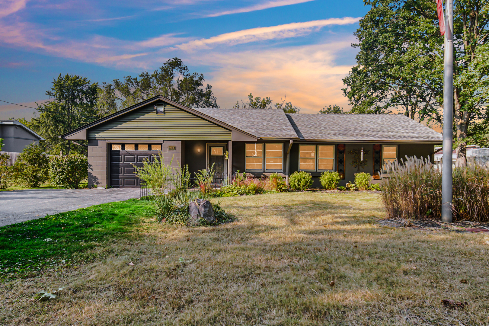 2006 West Richton Road Steger, IL 60475 - Photo 1 of 21 Gallery Image 1