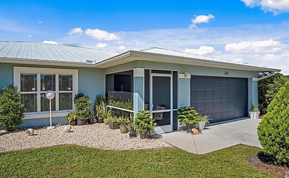 200 Southwest Ridgecrest Drive Port St. Lucie, FL 34953 - Photo 11 of 56 IMG_8459