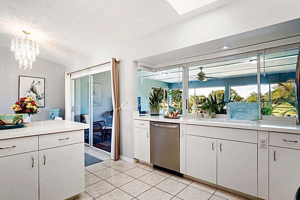 200 Southwest Ridgecrest Drive Port St. Lucie, FL 34953 - Photo 21 of 56 IMG_8471