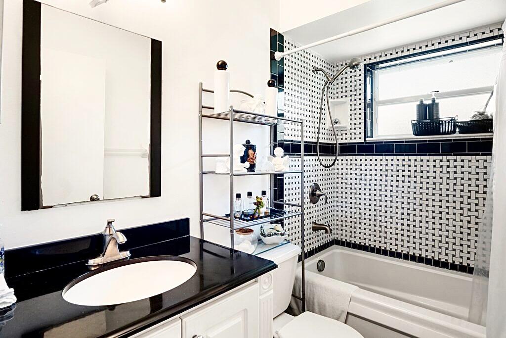 200 Southwest Ridgecrest Drive Port St. Lucie, FL 34953 - Photo 26 of 56 IMG_8464