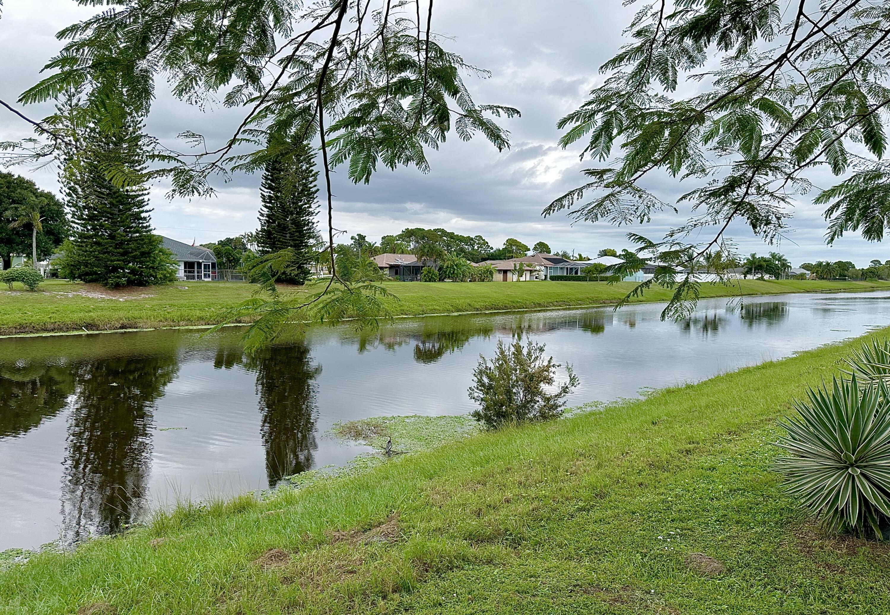200 Southwest Ridgecrest Drive Port St. Lucie, FL 34953 - Photo 9 of 56 IMG_4147