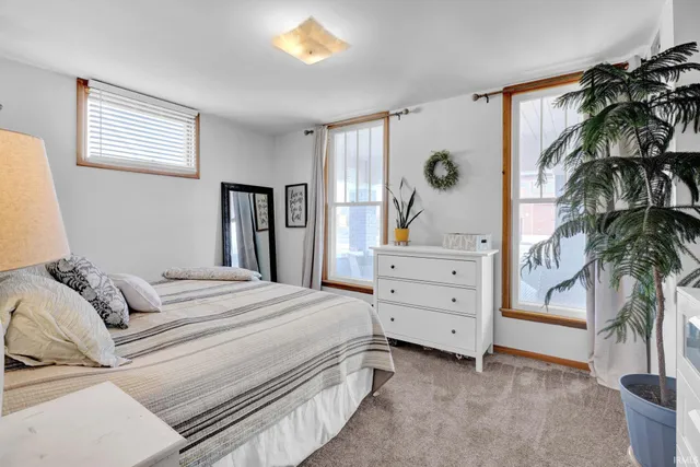 $225,000 | 425 North 9th Street, Mitchell, IN 47446