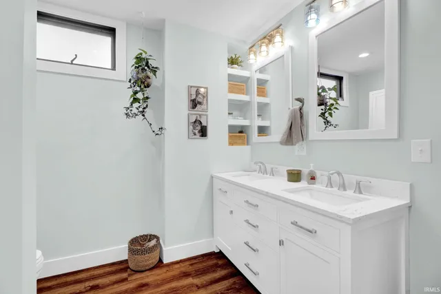 $225,000 | 425 North 9th Street, Mitchell, IN 47446