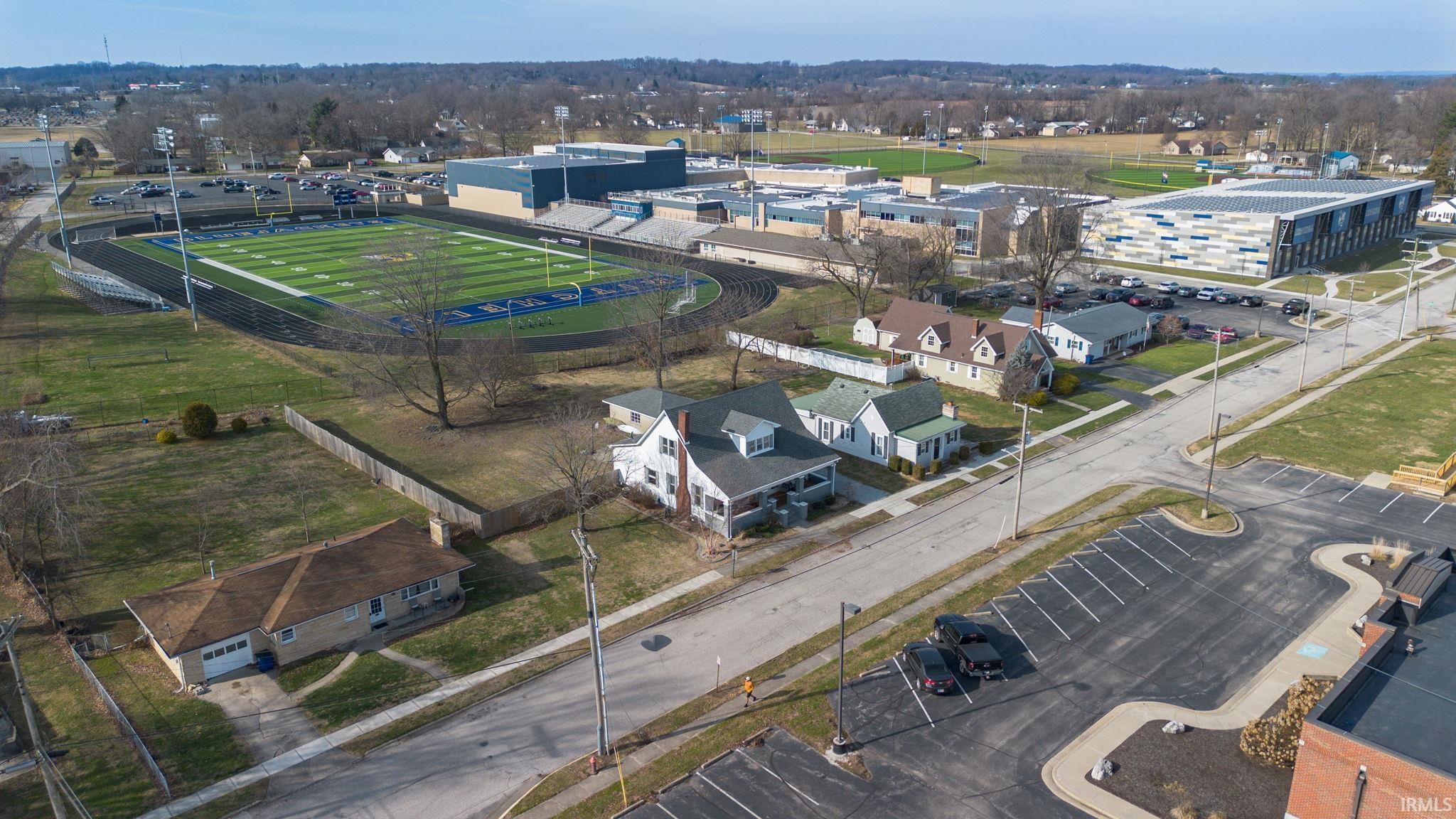 425 North 9th Street Mitchell, IN 47446 - Photo 2 of 30