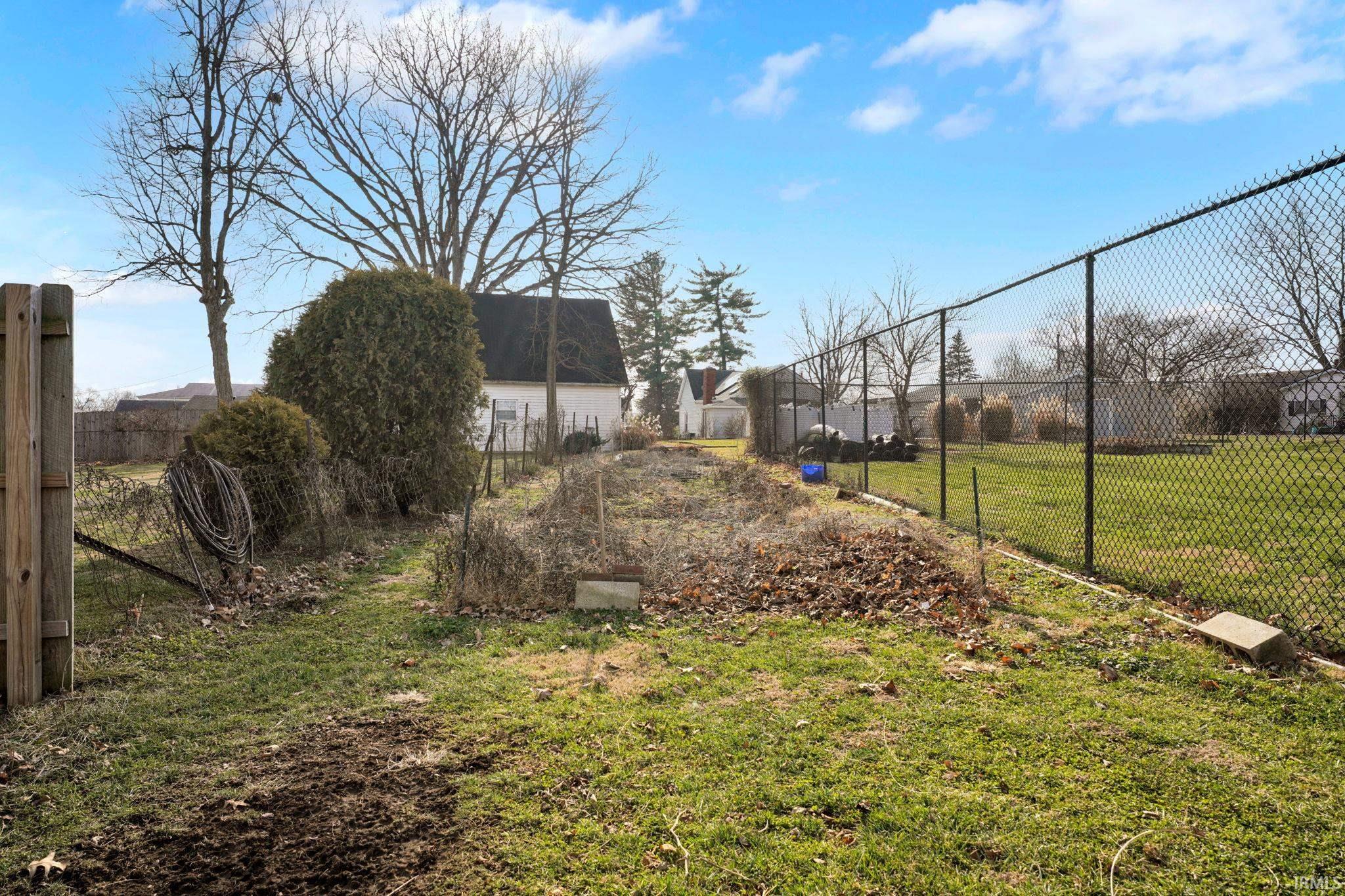 425 North 9th Street Mitchell, IN 47446 - Photo 29 of 30