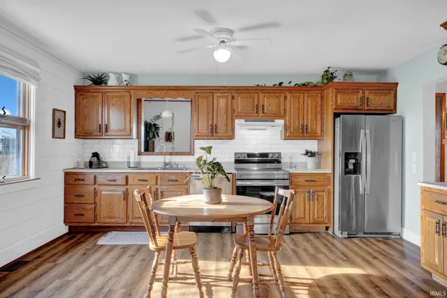 $225,000 | 425 North 9th Street, Mitchell, IN 47446