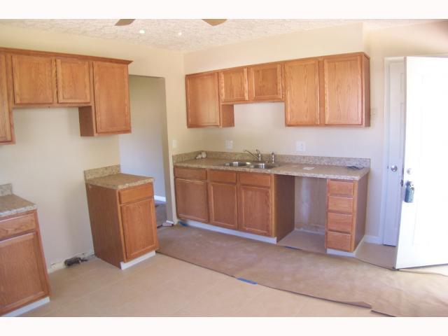 1605 Case Road Columbus, OH 43224 - Photo 2 of 5