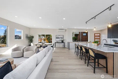 $2,375,000 | 1701 41st Avenue Southwest, Seattle, WA 98116