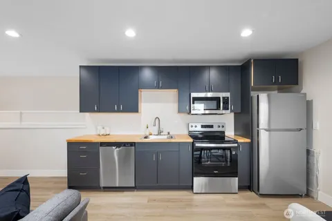 $2,375,000 | 1701 41st Avenue Southwest, Seattle, WA 98116