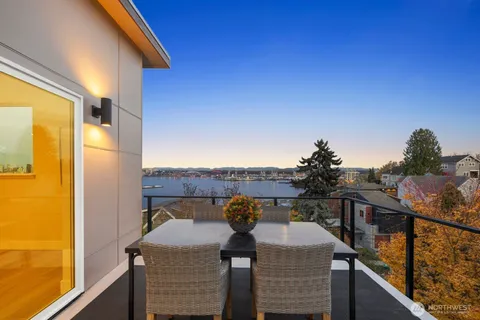 $2,375,000 | 1701 41st Avenue Southwest, Seattle, WA 98116