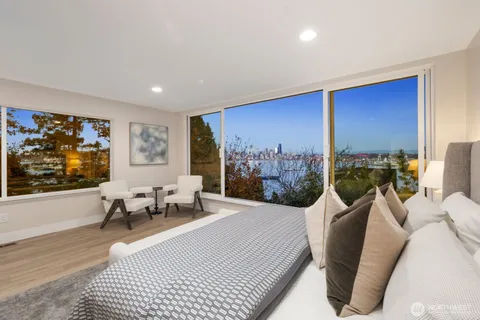 $2,375,000 | 1701 41st Avenue Southwest, Seattle, WA 98116