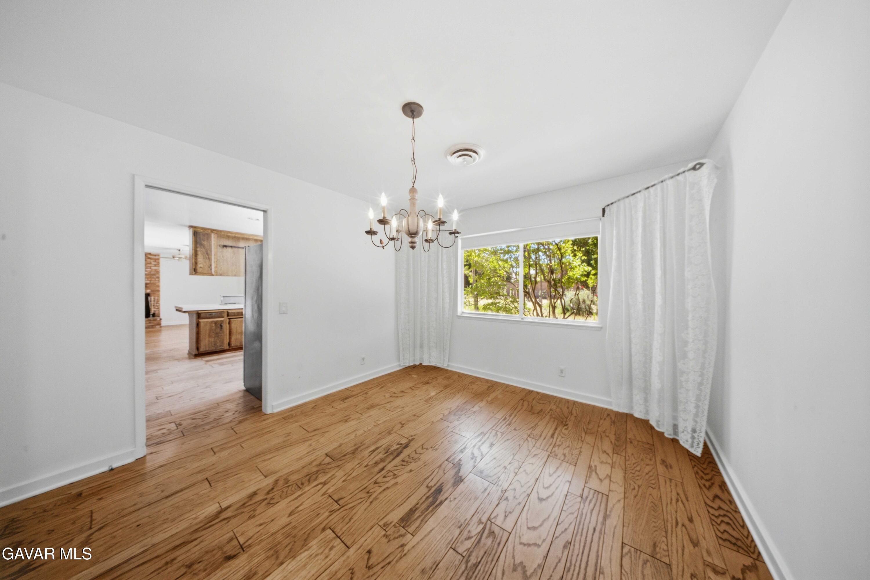 43944 Halcom Avenue Lancaster, CA 93536 - Photo 10 of 28 43944 Halcom Ave-8