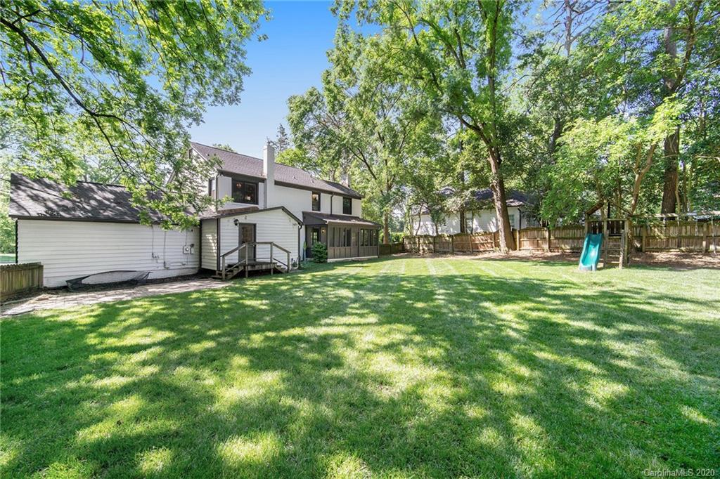 2038 South Wendover Road Charlotte, NC 28211 - Photo 2 of 26 Gallery Image 2
