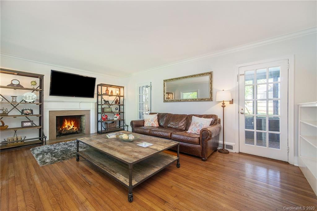 2038 South Wendover Road Charlotte, NC 28211 - Photo 16 of 26 Gallery Image 16