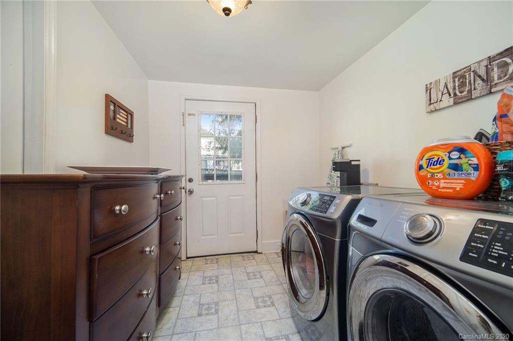 2038 South Wendover Road Charlotte, NC 28211 - Photo 21 of 26 Gallery Image 21