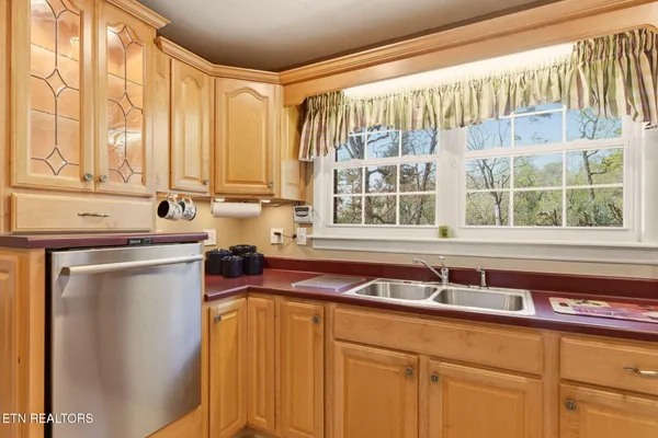 $525,000 | 5909 Weems Road, Knoxville, TN 37918