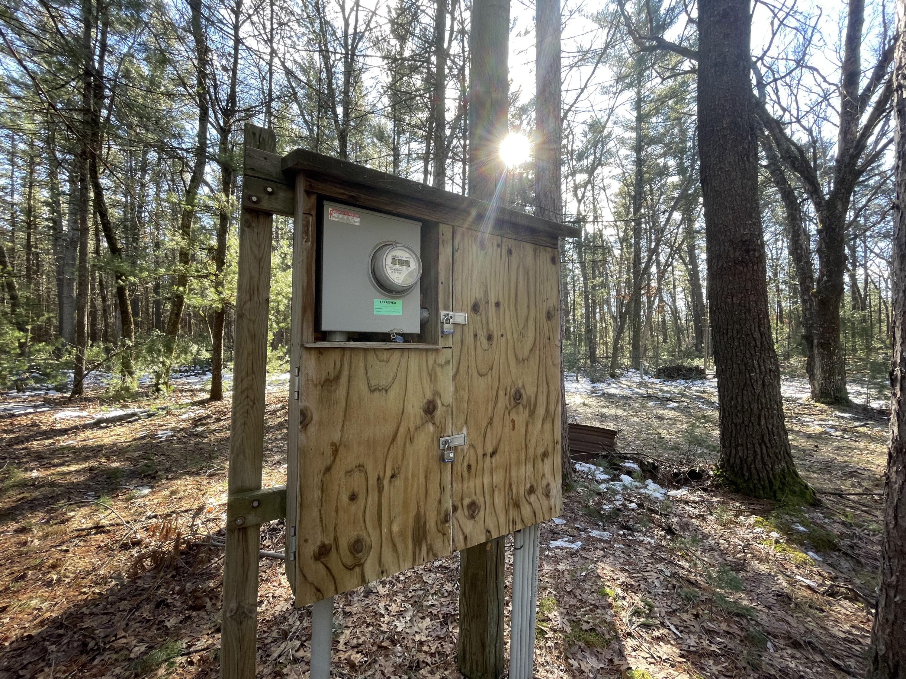 2568 South Pine Avenue White Cloud, MI 49349 - Photo 7 of 19 9