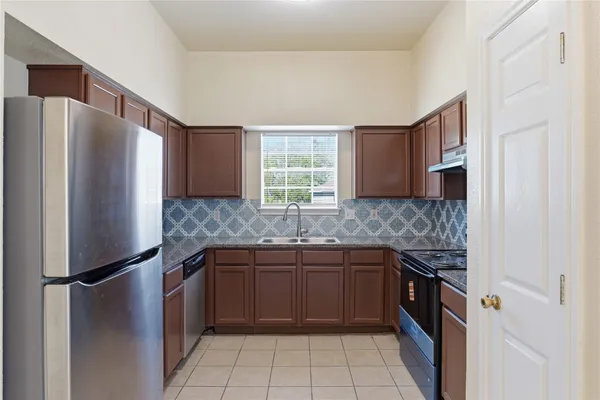 $2,600 | 885 Sagewood Trail, San Marcos, TX 78666