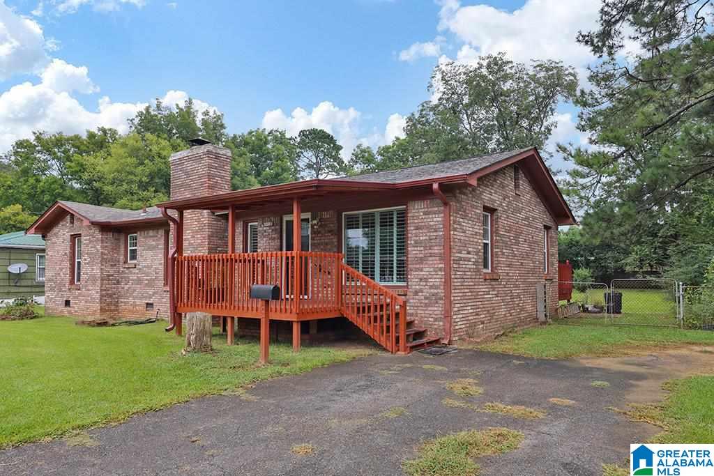 1561 17th Street Southwest Birmingham, AL 35211 - Photo 3 of 33