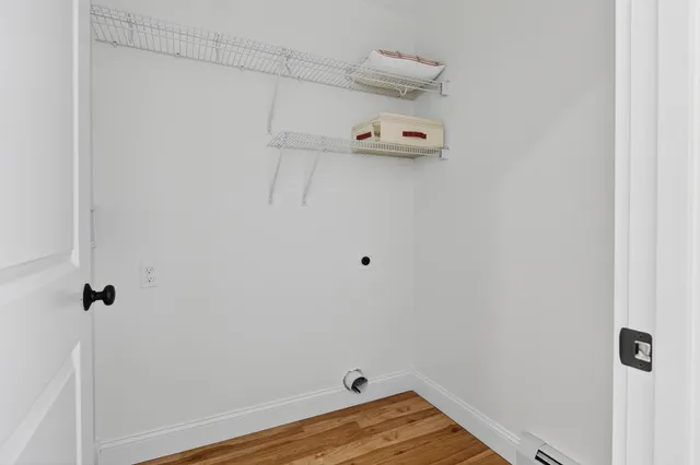 $469,000 | 17 Feldspar Lane, Unit 9, Cumberland Center, ME 04021