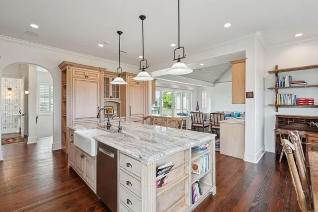 $3,850,000 | 8 Seagrass Lane, Isle of Palms, SC 29451