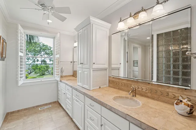 $3,850,000 | 8 Seagrass Lane, Isle of Palms, SC 29451