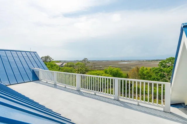 $3,850,000 | 8 Seagrass Lane, Isle of Palms, SC 29451