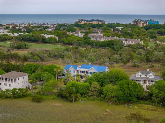 $3,850,000 | 8 Seagrass Lane, Isle of Palms, SC 29451