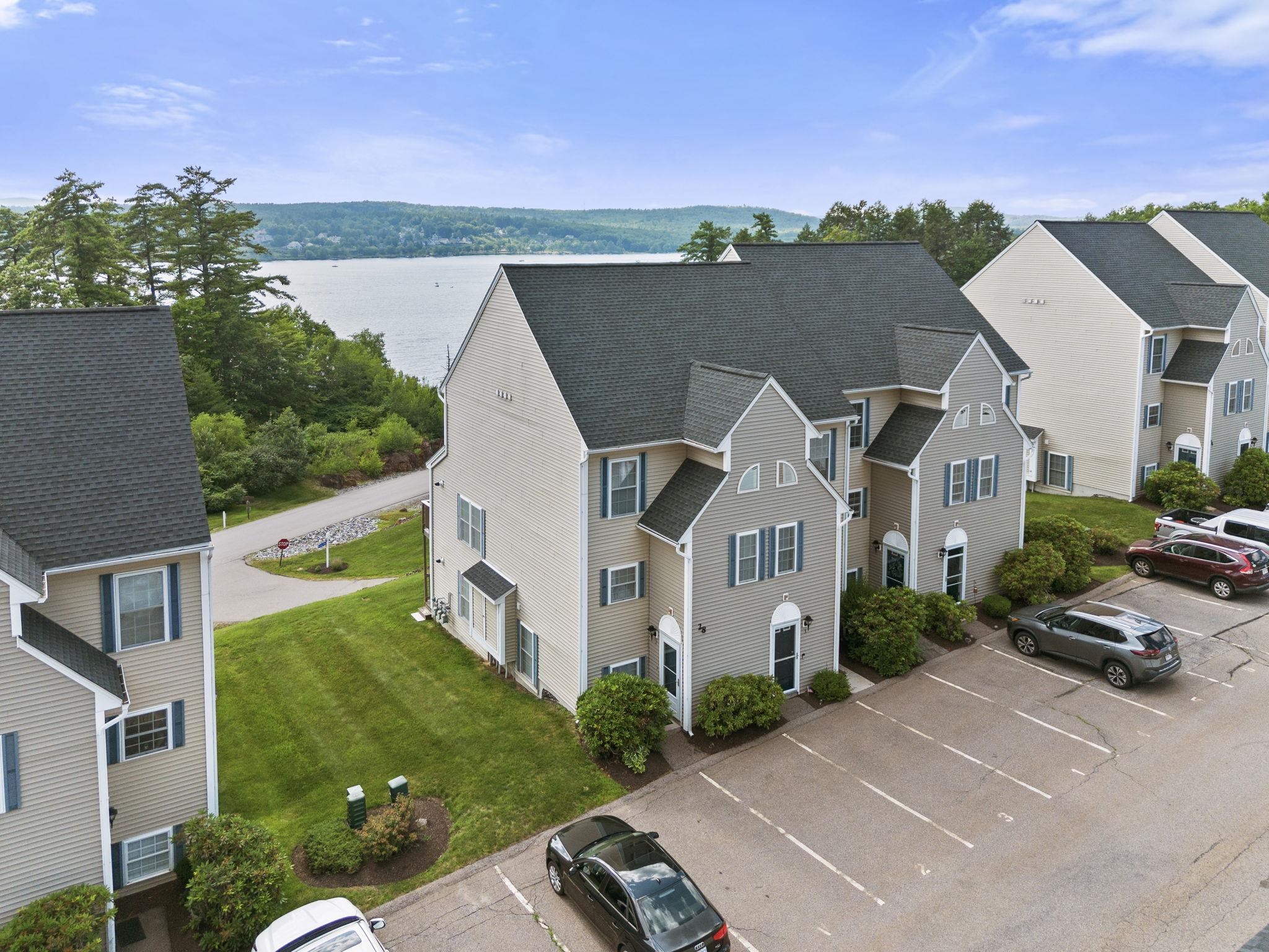 28 Shane Way, Unit 2 Laconia, NH 03246 - Photo 12 of 40