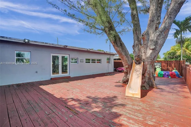 $5,000 | 4185 Southwest 49th Court, Dania Beach, FL 33314