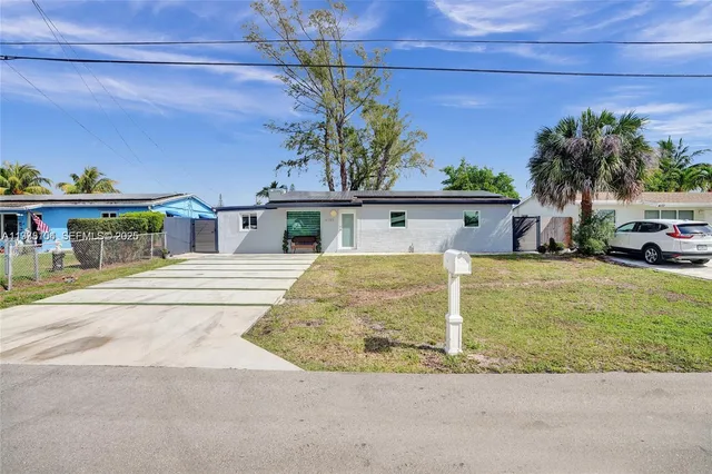 $5,000 | 4185 Southwest 49th Court, Dania Beach, FL 33314