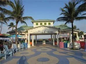 $4,000 | 1421 South Ocean Boulevard, Unit 318, Pompano Beach, FL 33062