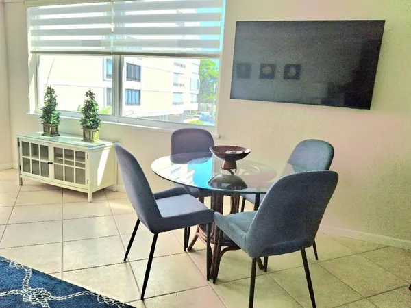 $4,000 | 1421 South Ocean Boulevard, Unit 318, Pompano Beach, FL 33062