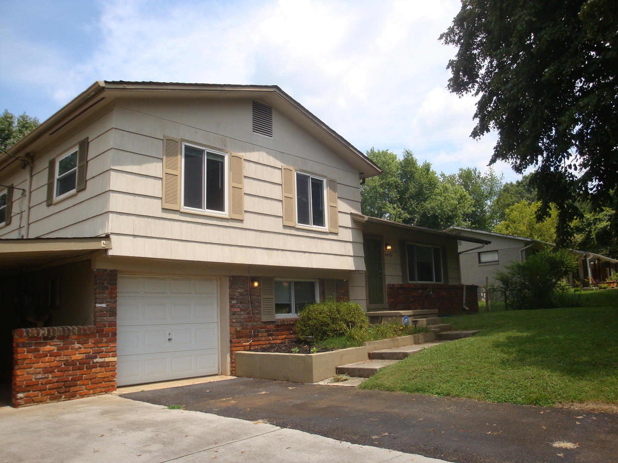 4925 Malta Road Knoxville, TN 37921 - Photo 3 of 21 DSC09396