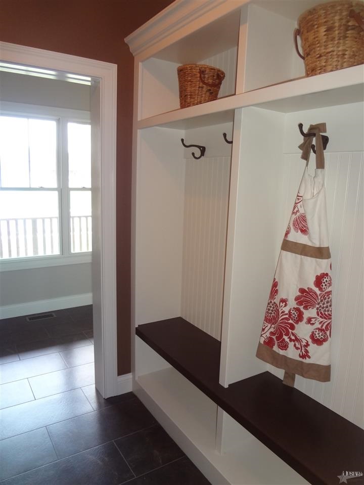 5745 Deer Hollow Road Auburn, IN 46706 - Photo 12 of 29 Gallery Image 12