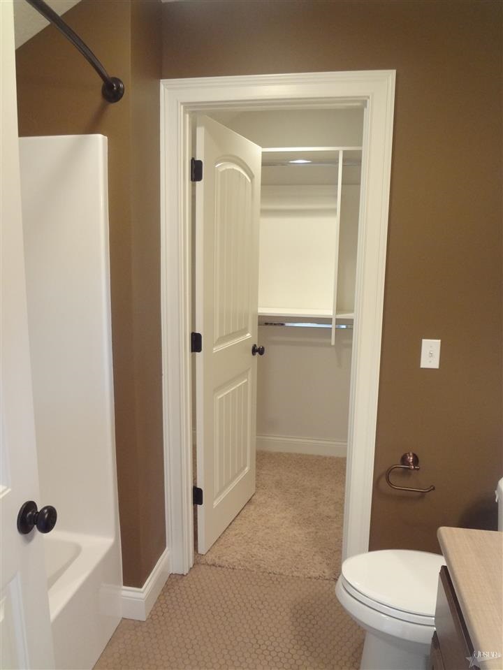 5745 Deer Hollow Road Auburn, IN 46706 - Photo 17 of 29 Gallery Image 17