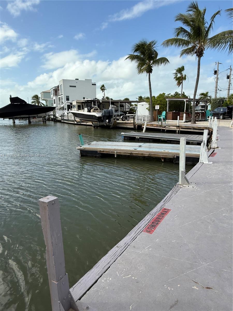 325 Calusa Street Key Largo, FL 33037 - Photo 23 of 25