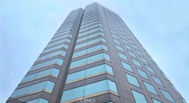 a view of a tall building