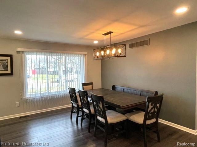 39733 Coronation Road Canton, MI 48188 - Photo 15 of 30 Gallery Image 15
