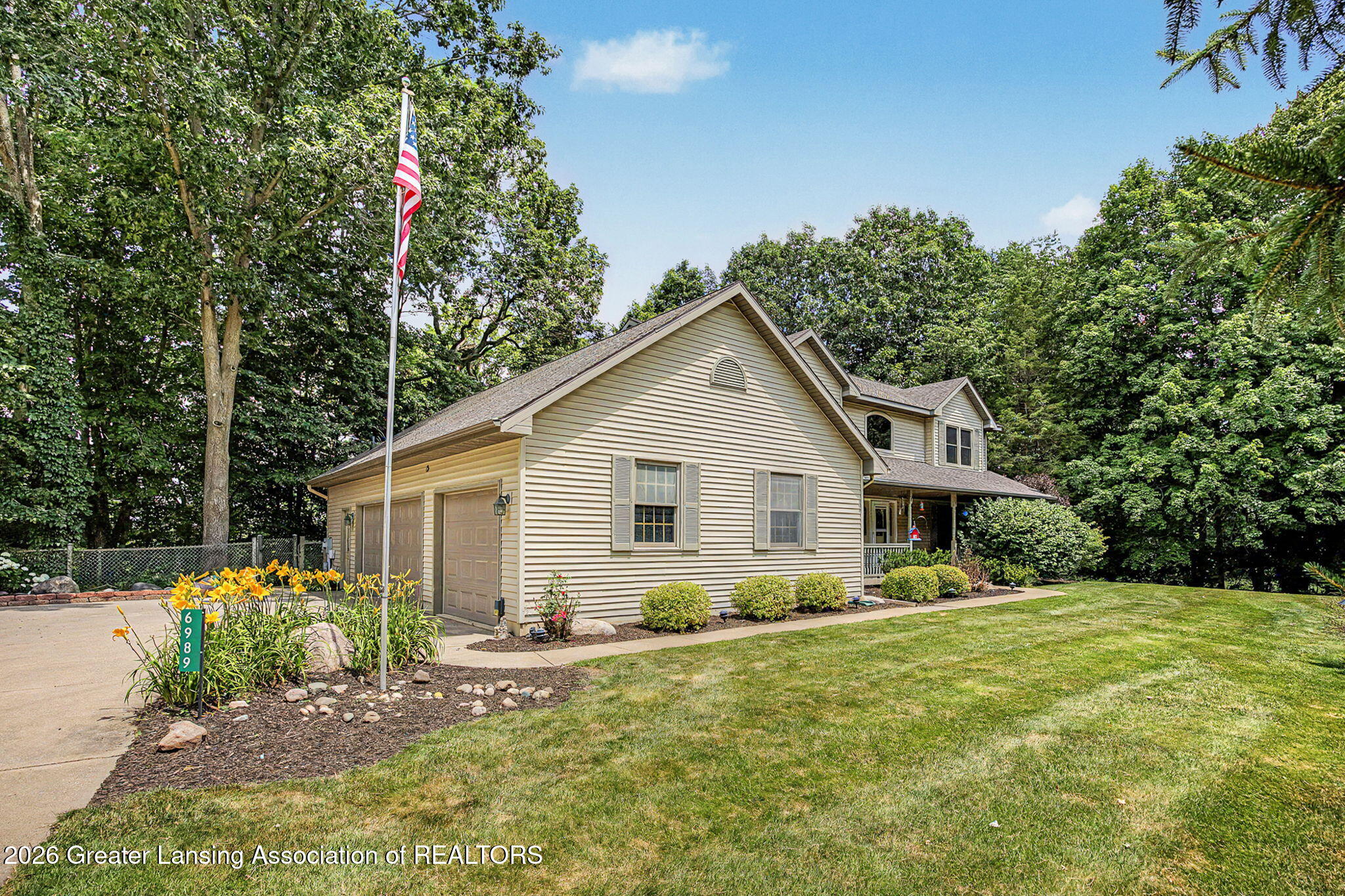 6989 Lyons Road Portland, MI 48875 - Photo 3 of 21 3-web-or-mls-CQ1A6450
