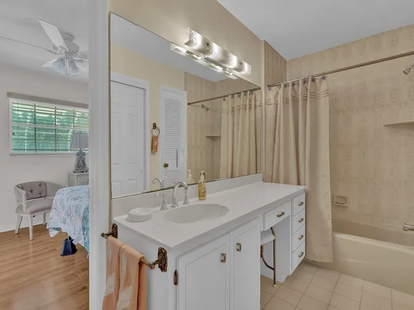 $9,500 | 1965 Anglers Cove, Vero Beach, FL 32963