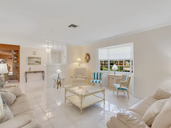 $9,500 | 1965 Anglers Cove, Vero Beach, FL 32963