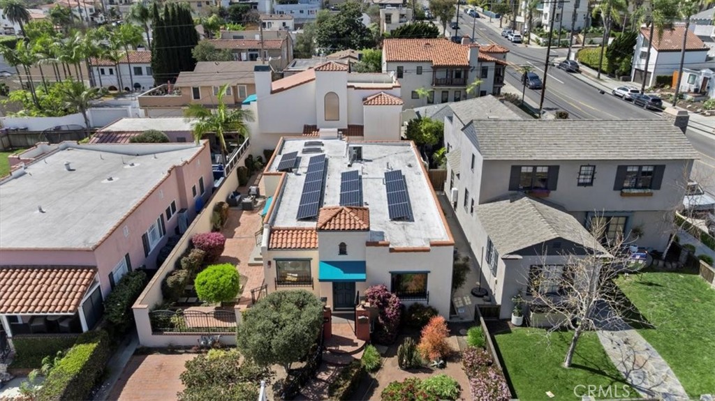 243 Park Avenue Long Beach, CA 90803 - Photo 49 of 52 Paid off solar panels