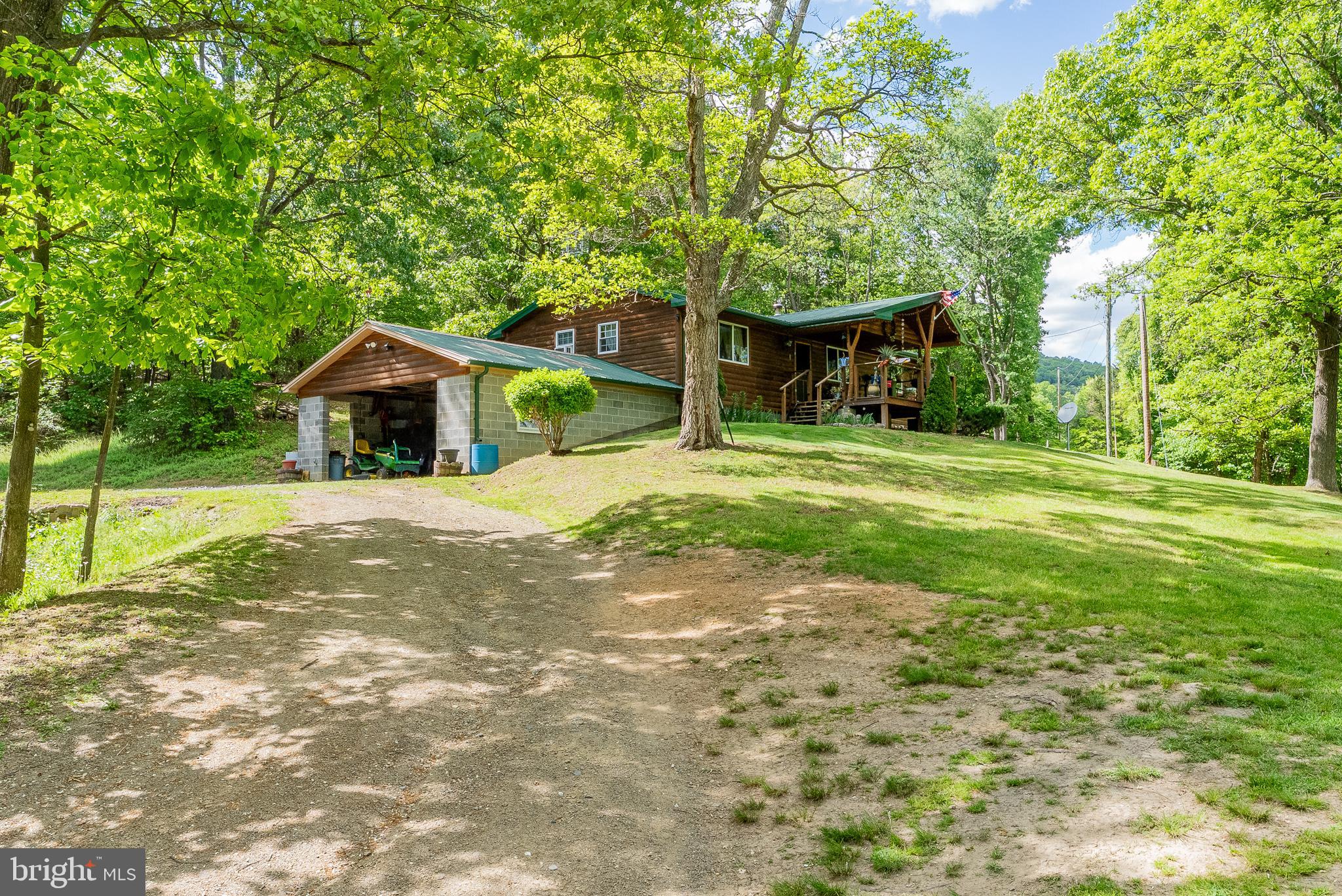 2598 Mountain View Road Purgitsville, WV 26852 - Photo 4 of 89