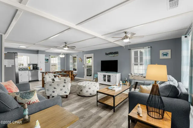 $650,000 | 5722 Pinetree Avenue, Panama City Beach, FL 32408