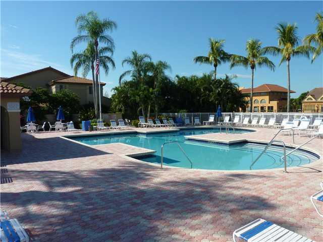 6641 Via Regina, Unit 5 Boca Raton, FL 33433 - Photo 20 of 21 R3308069_M01_13