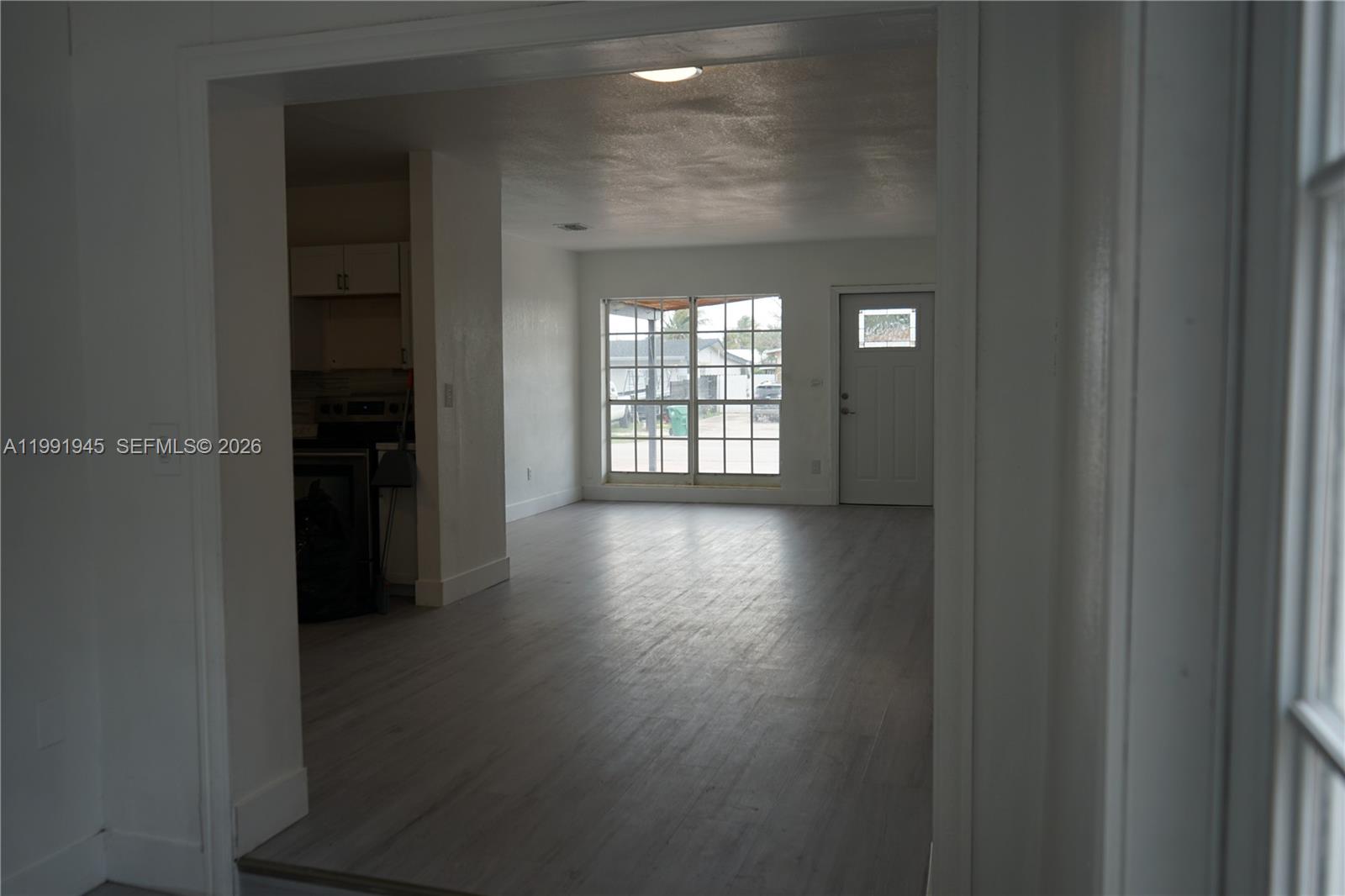 12455 Southwest 185th Terrace Miami, FL 33177 - Photo 11 of 46