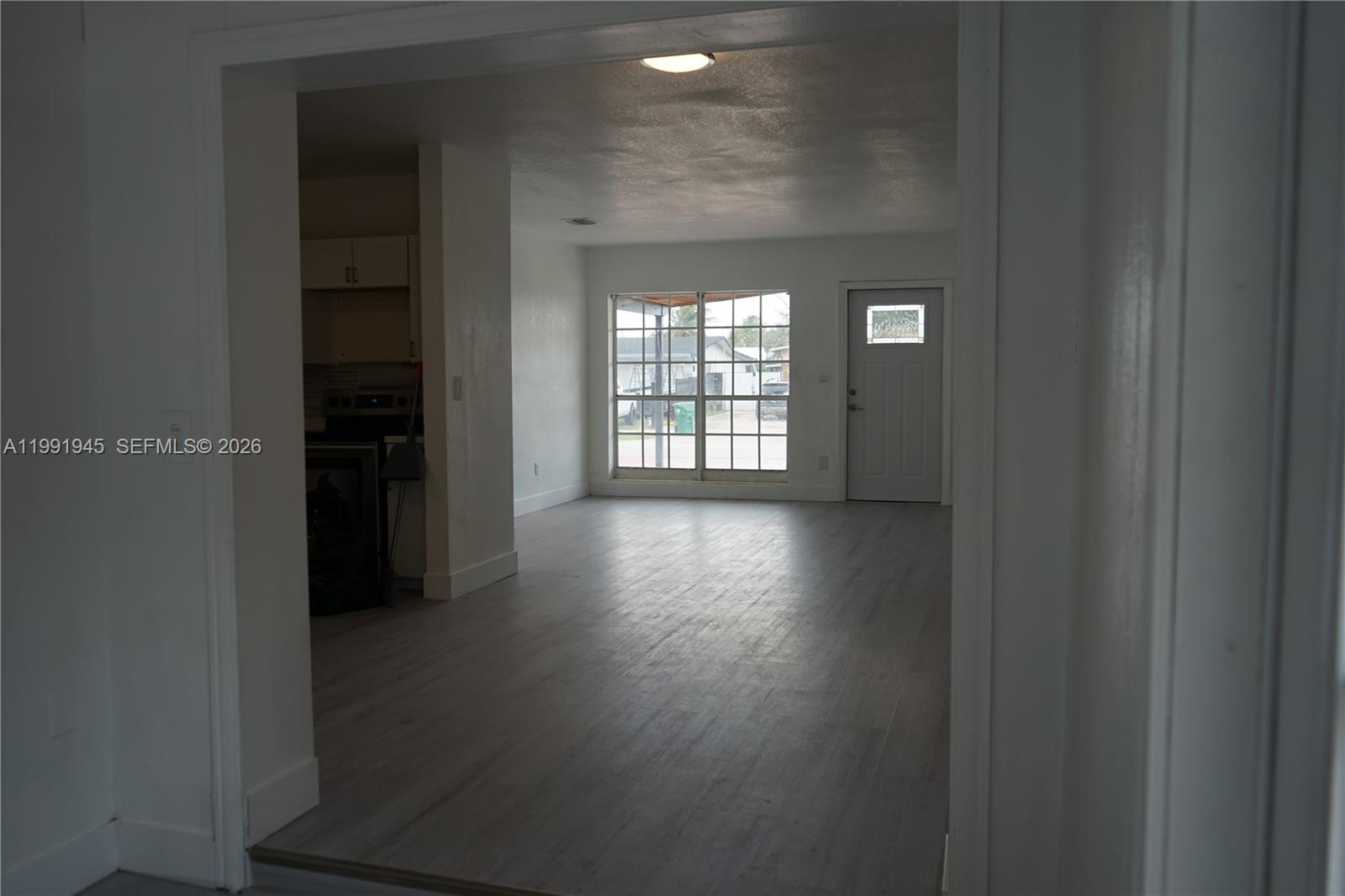 12455 Southwest 185th Terrace Miami, FL 33177 - Photo 13 of 46