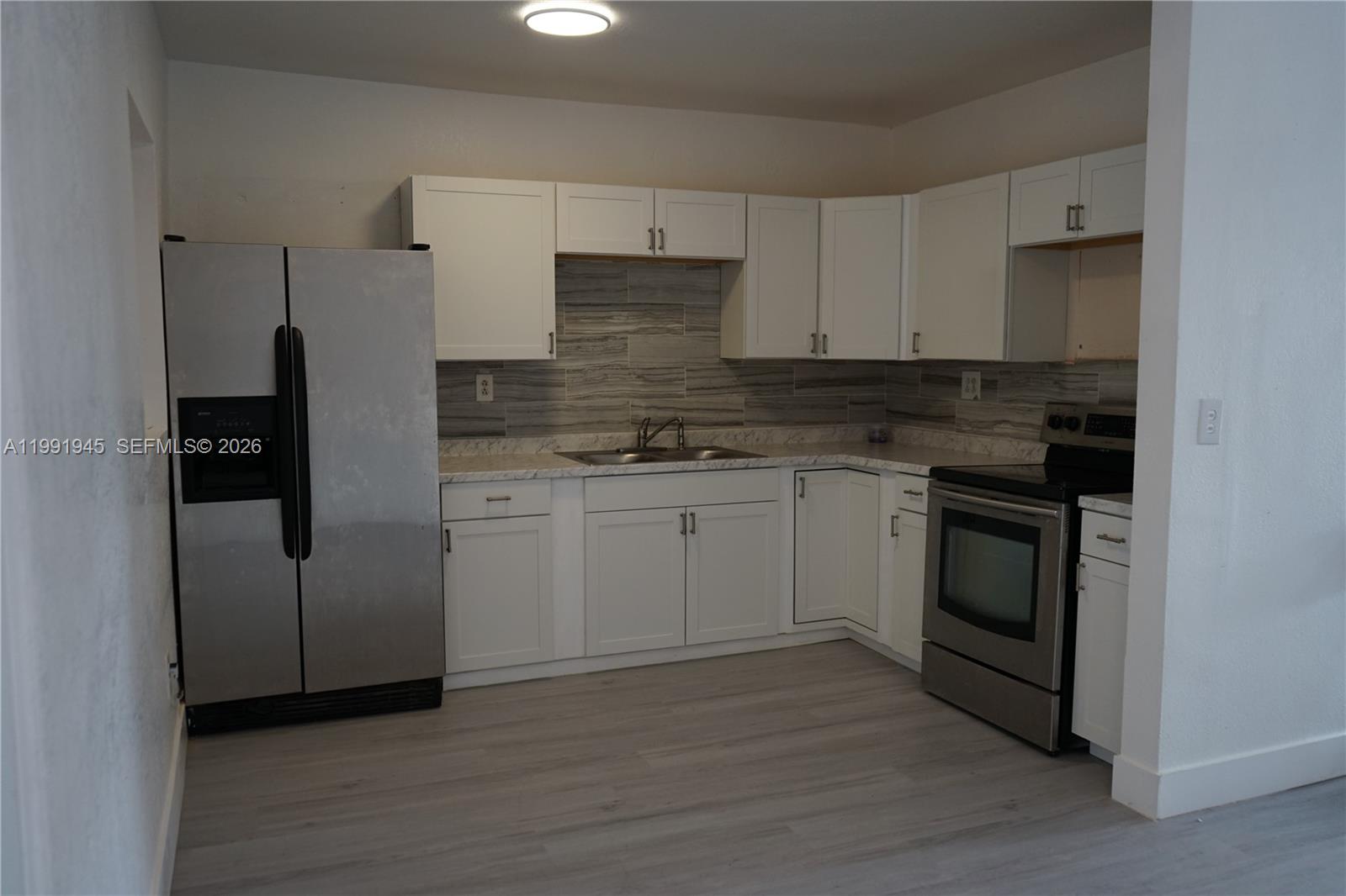 12455 Southwest 185th Terrace Miami, FL 33177 - Photo 14 of 46