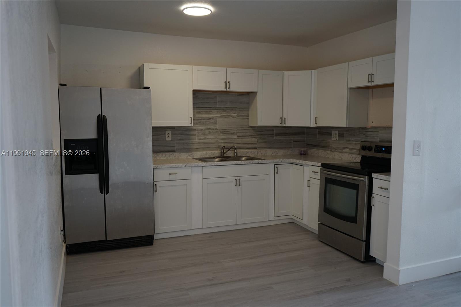 12455 Southwest 185th Terrace Miami, FL 33177 - Photo 15 of 46